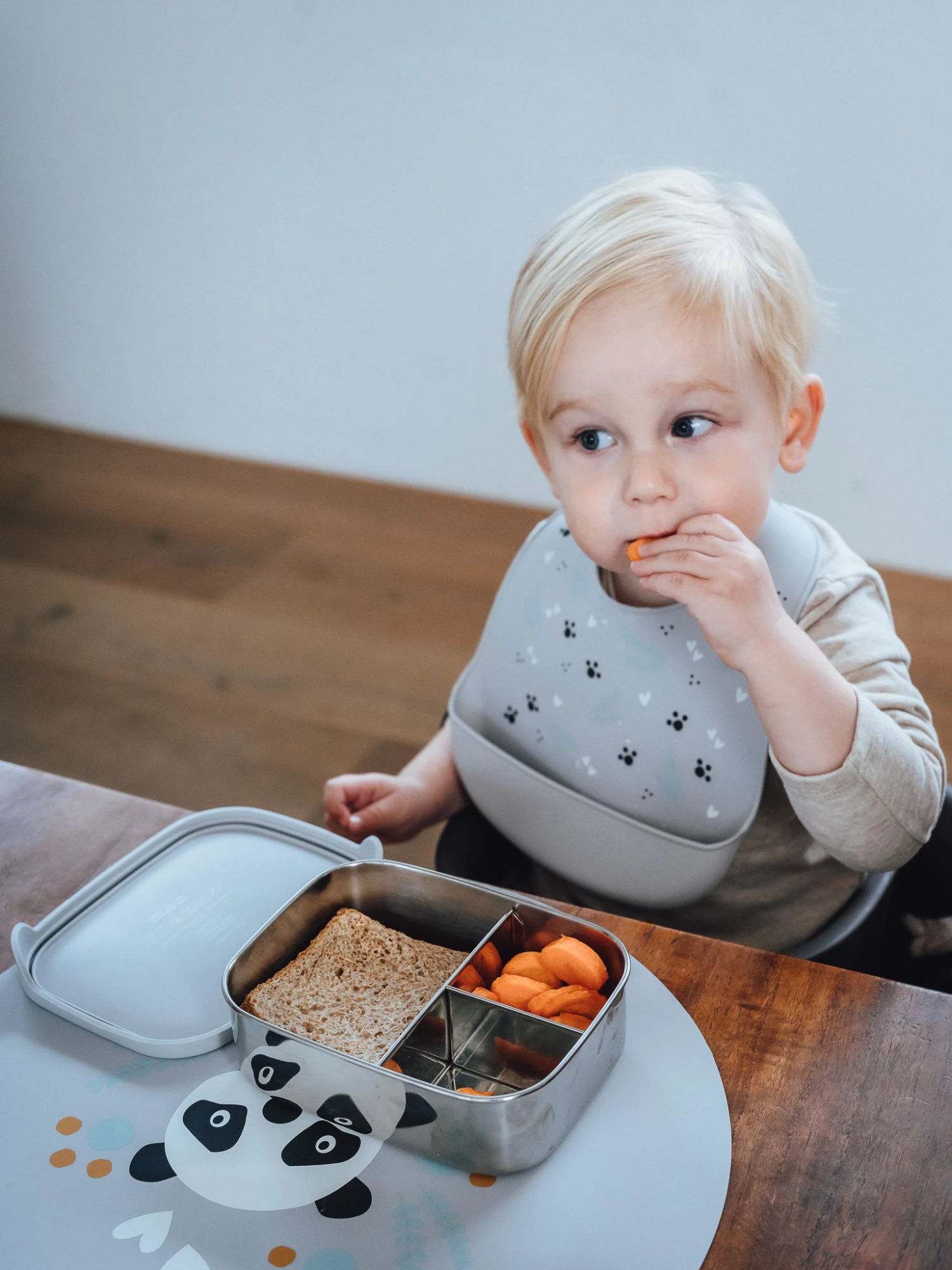Kikadu Silikon Esslätzchen, Panda 8 Kikadu Silikon Esslätzchen, Panda – Bild 6